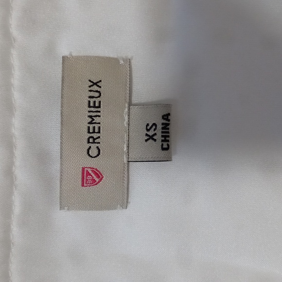 🤍Cremieux🤍 - White Eyelet Cold Shoulder Jane Top - Picture 3 of 12